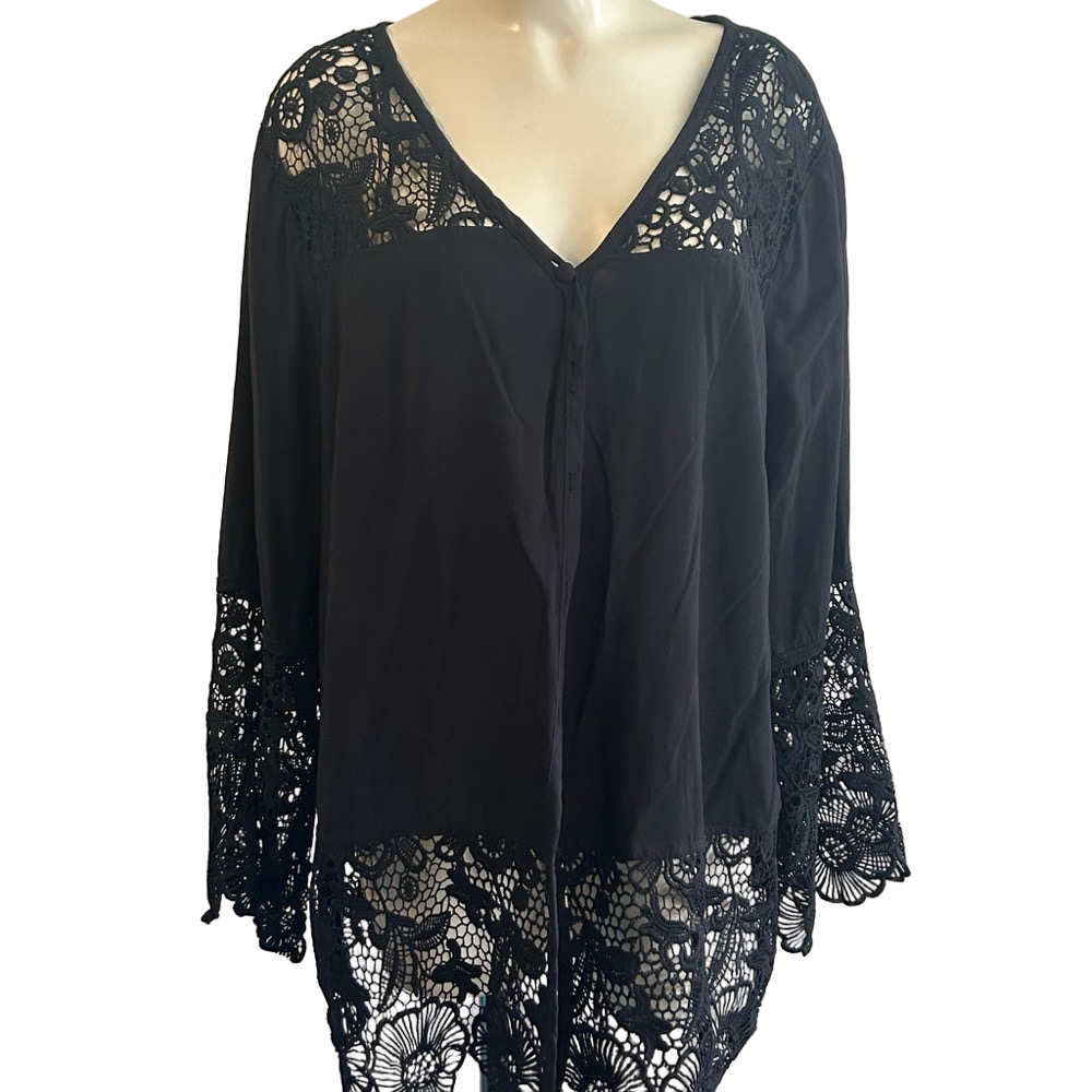 Solitaire Elegant Black lace button down blouse 2X